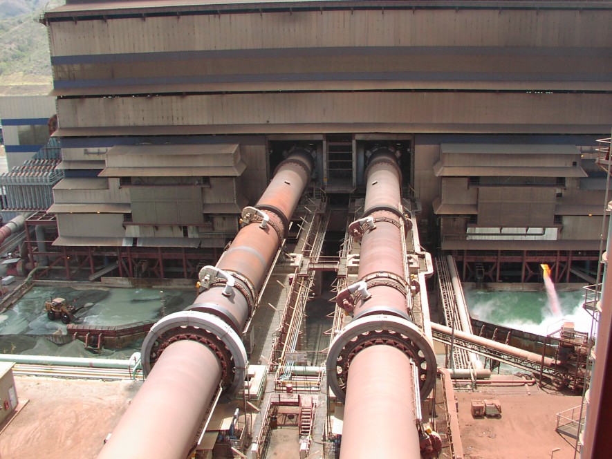 Production of magnesium oxide in shaft and rotary furnaces